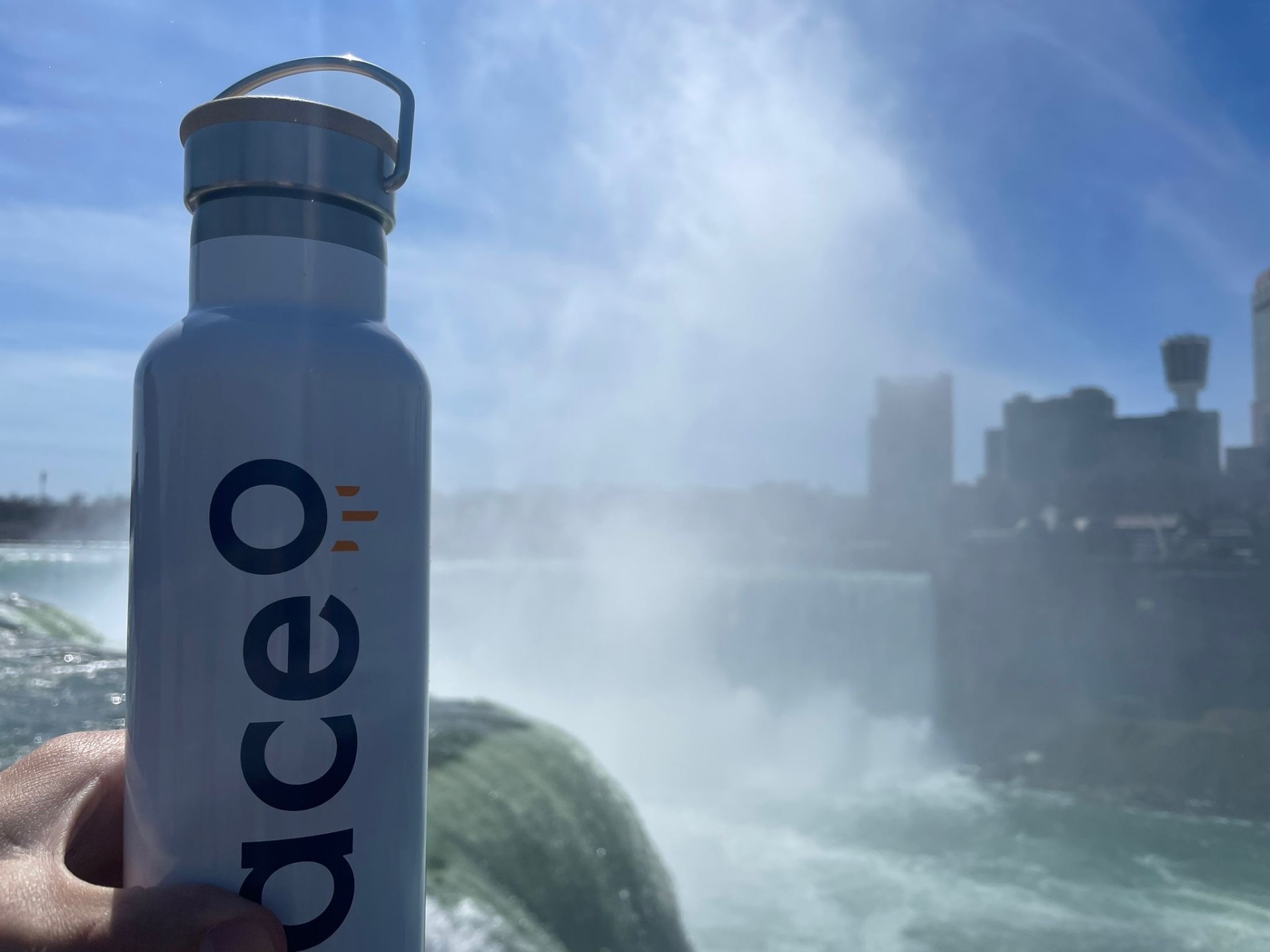 Aceo à Niagara Falls